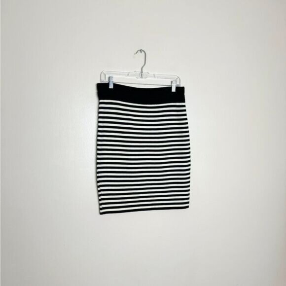 Black/Cream Escada Striped Wool Skirt Size 36 (6/S) EUC - Picture 1 of 4